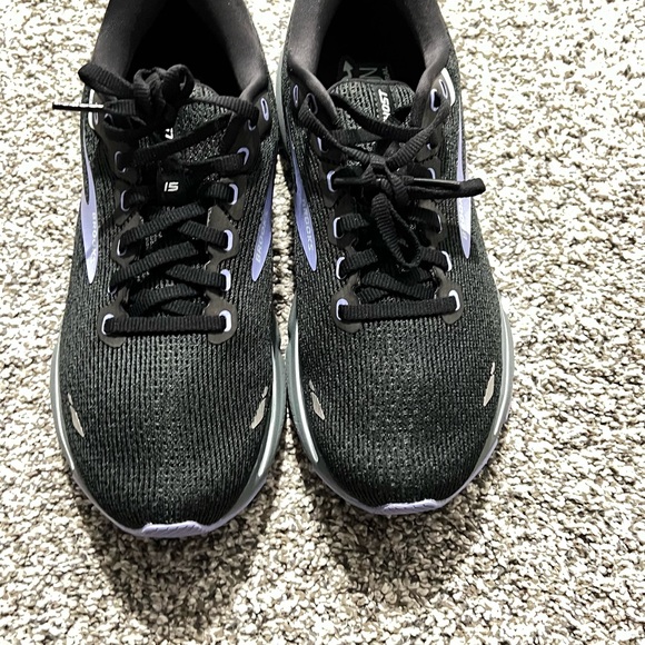 Brooks Ghost 15 size 9 - Picture 13 of 14